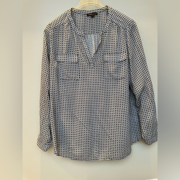 Polka dot top - Picture 1 of 3